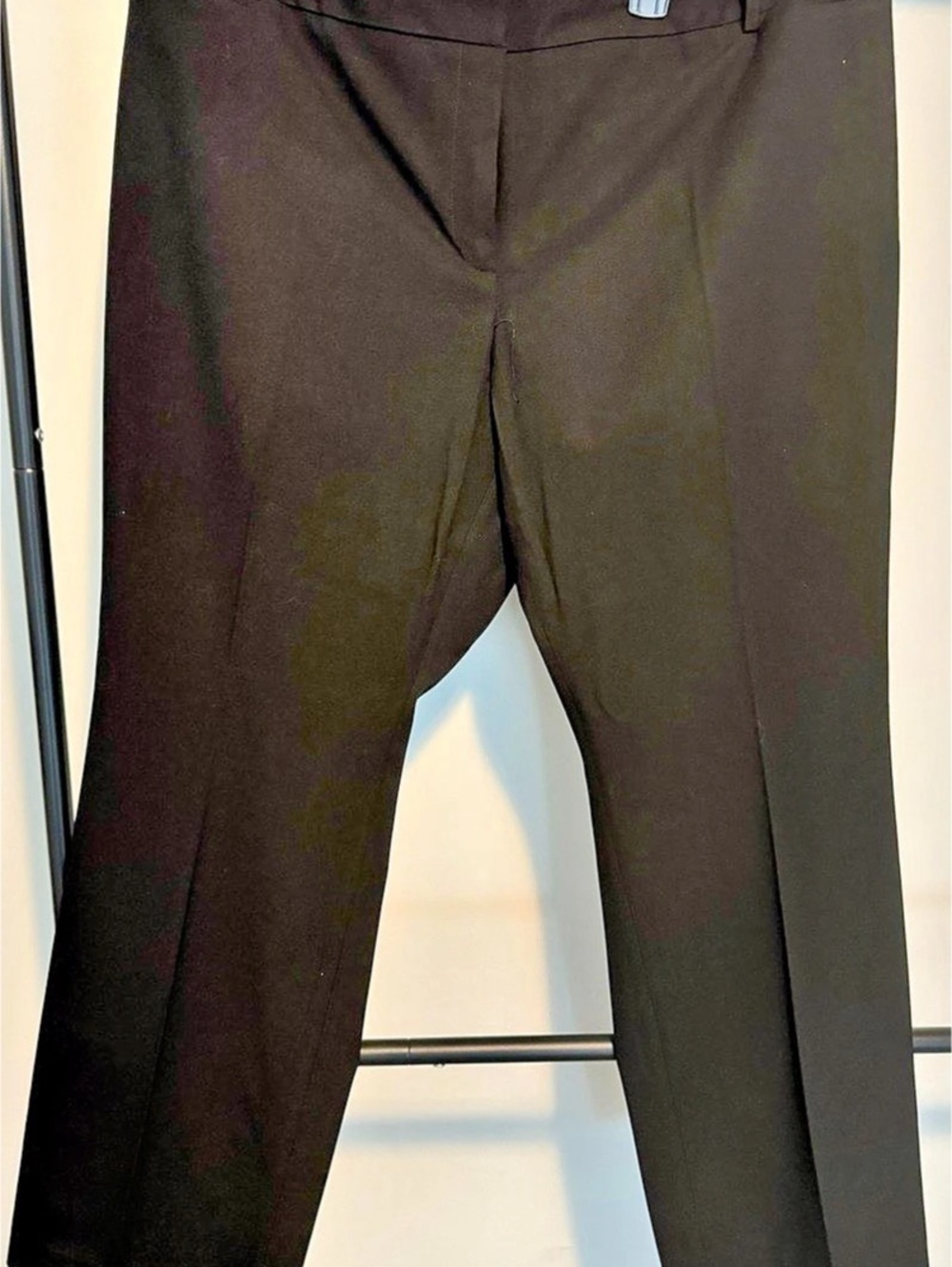 Amanda + Chelsea Contemporary Fit Straight Leg Straight Leg Pants in Black Size